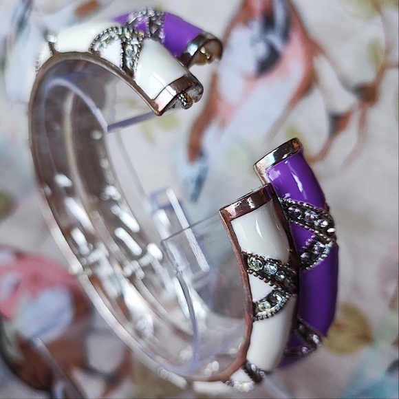 Silver Tone Purple and White Enameled Rhinestone Set of Clamper Bangle Bracelets - Picture 6 of 7